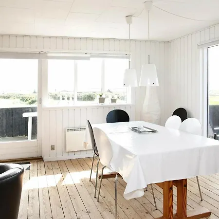 Dom wakacyjny Two-bedroom Holiday In 3 *